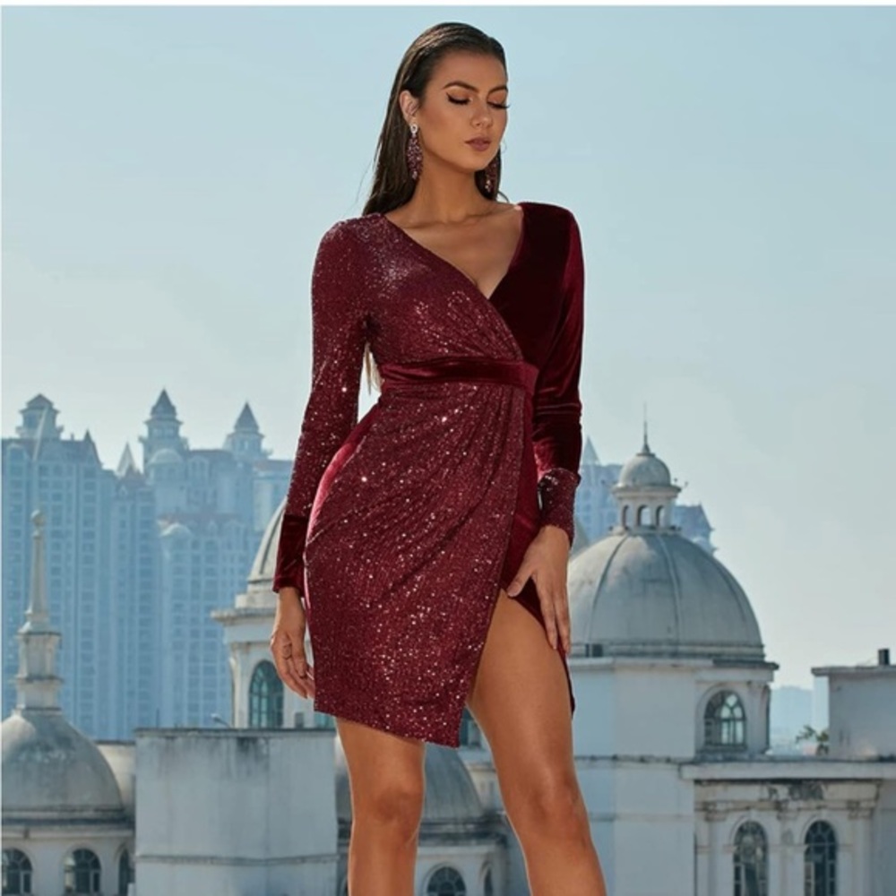 Miss Old Burgundy Velour Sequin Wrap Cocktail Dress V-Neck Long Sleeve NWT M